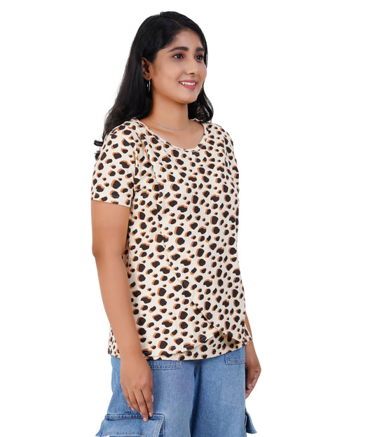 Caramel Sauce Lounge Tee | Zipless Criss-Cross Maternity T-Shirt | 100% Cotton, Nursing-Friendly, Feeding T-shirt